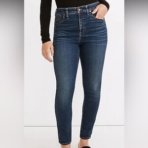 Madewell Curvy High-rise skinny jeans. Size W31